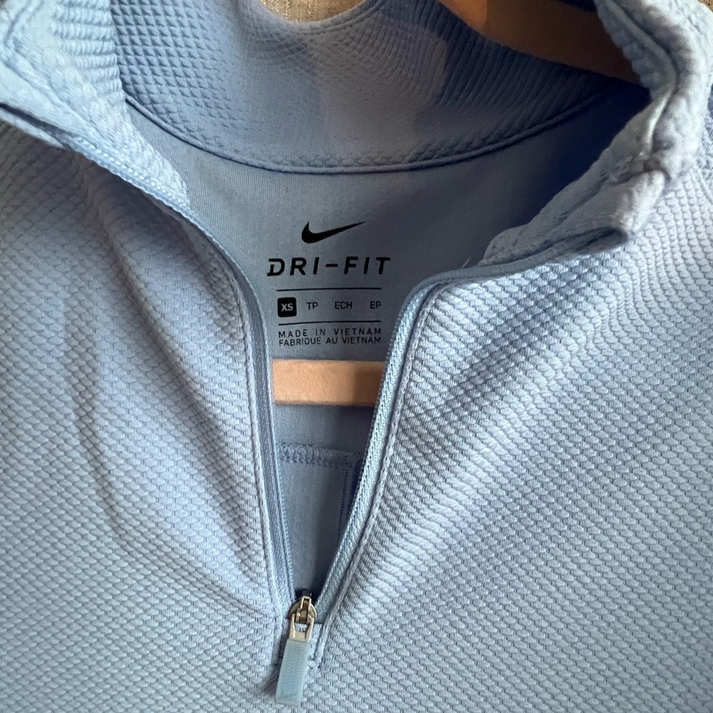 Blue women’s dry fit quarter zip Nike Dri-fit